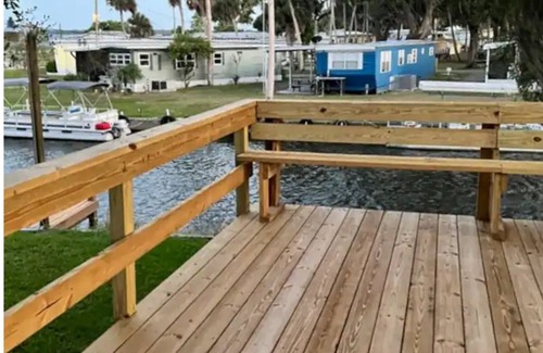 Fedhaven Casa | Peaceful getaway on Lake Rosalie - kayaks, fishing poles, golf cart and more!