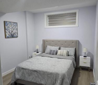Southeast Calgary Apartamento | Peaceful Haven in Prime Location