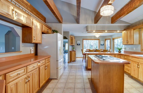 Hibbing Casa | Peaceful Hibbing Getaway: Heated Floors, Fire Pit!