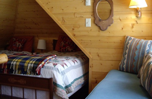 John Dodge Cabina | Peaceful Historic Cabin with fishing access on the Snake River!