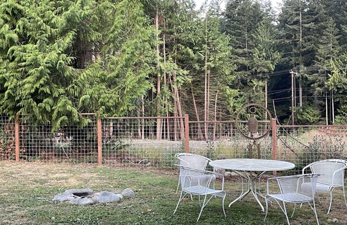 Adelma Beach Casa | Peaceful home away from home in the exquisite Pacific Northwest.