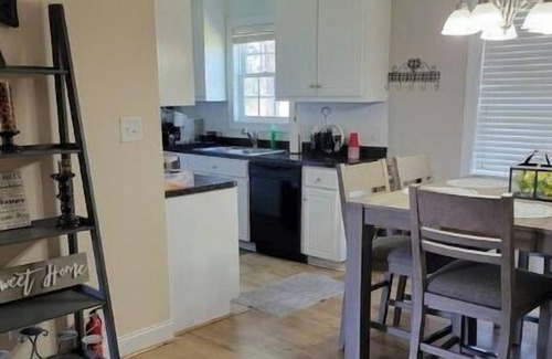 Crisp Casa | Peaceful Home Away From Home!
