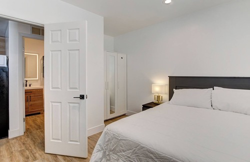 Rancho Oakey Apartamento | peaceful home near downtown and the strip