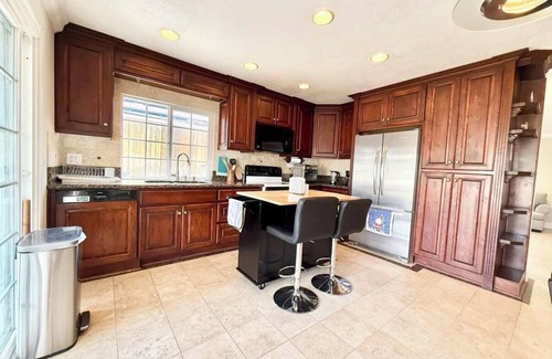 Midway Casa | Peaceful Home with Patio and Backyard in Escondido