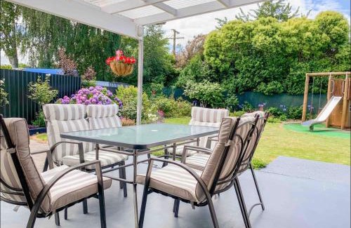 Motueka Casa | Peaceful House with Kids Playground