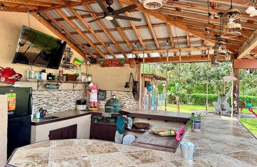 Port Malabar Casa | Peaceful in Palmbay Indulge in tranquility at our cozy spacious retreat,