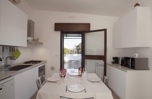 San Vito dei Normanni Apartamento | Tranquila estancia rural en un hermoso apartamento dentro de una finca con piscina de agua salada