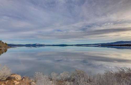 Lake Almanor Peninsula Casa | Peaceful Lake Almanor Cabin Fish, Hunt and Hike!
