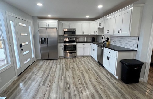 Lincoln Cabina | Peaceful Lakefront Cabin