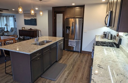 Chautauqua Casa | Pacífica Lakefront Cottage - Completamente renovado en 2017 - Avail. ¡Todo el año!