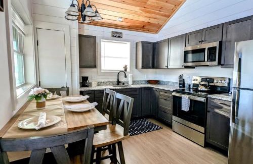 Sullivan Casa | Peaceful Lakeside Cottage with Fire Pit & Screened Porch near Flanders Pond in Sullivan, Maine