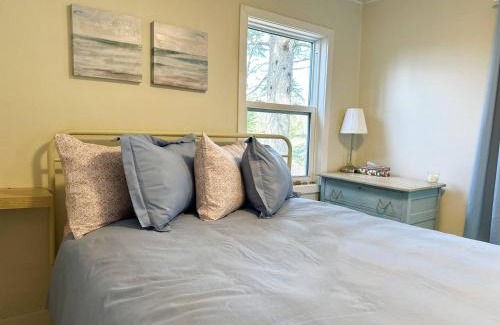 Chester Casa | Peaceful Lily Pad Cottage In Hubbards