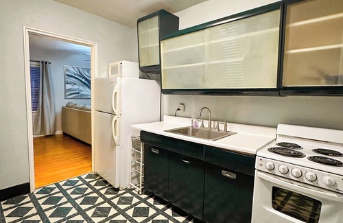 Lexington Apartamento | Peaceful Location in walking distance to the University & Hospitals