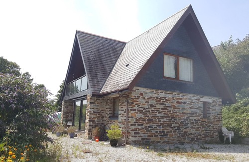 Rock Cabaña | Peaceful location within short walk to local amenities and beaches..