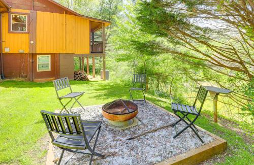 Marshall Casa | Peaceful Mars Hill Home with Porch and Mountain Views