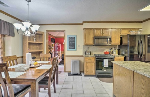 Cordova Casa | Peaceful Memphis Family Home ~ 20 Mi to Dtwn!