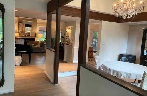 Reston Casa | Peaceful, modern, spacious -- sleeps 11!
