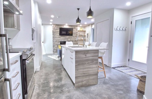 Bromont Apartamento | Peaceful Mountain Side Appartment Fully Equiped and Close to Many Activities