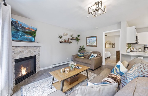 Breckenridge Condominio | Peaceful Mountain Paradise- Located Directly Between Breck + Frisco!