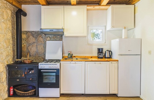 Lovorno Casa | Peaceful oasis in nature with pool, great home base for relaxing and exploring.
