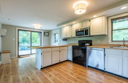 South Pomfret Casa | Peaceful oasis, stunning views, less than 10 mins from Woodstock Village