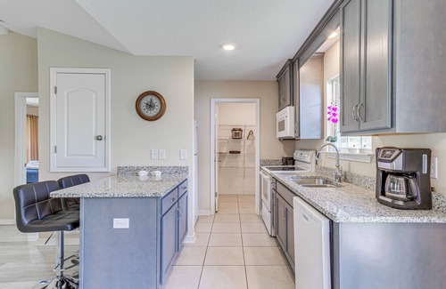 Milton Casa | Peaceful Pace Vacation Rental w/Smart TV!