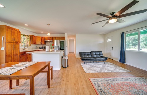 Kapoho Casa | Peaceful Pahoa Getaway w/Yard: 2 Mi to Ocean!