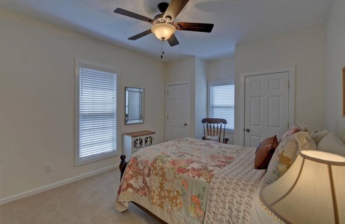 Hartwell Casa | Peaceful Paradise on Lake Hartwell - Sleeps 8