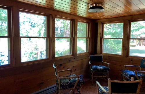 Hayward Cabina | Peaceful Pines