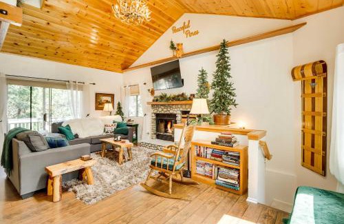 Running Springs Casa | Peaceful Pines Running Springs Home with 3 Decks