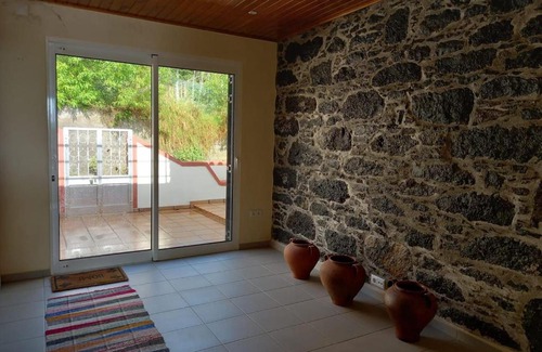 Porto Moniz Casa | Peaceful place in Porto Moniz