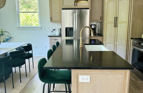 Lancaster Casa | Peaceful place to recharge, within steps to Center Hill Lake!