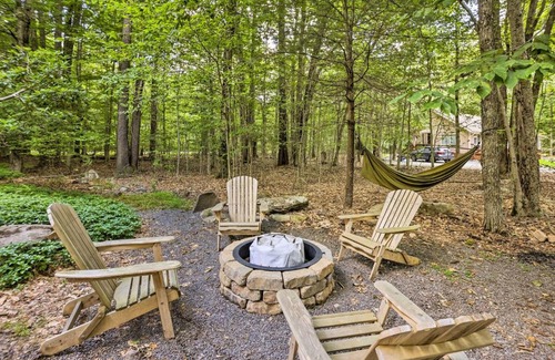 Pocono Pines Casa | Peaceful Poconos Hideaway Grill and Fire Pit!