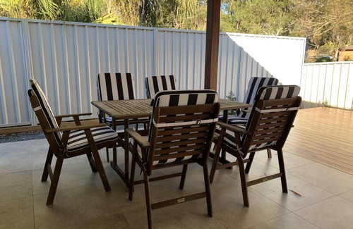 Port Macquarie Casa | Peaceful. Port Macquarie's heart. Up to 5 minutes drive to beach & everywhere.