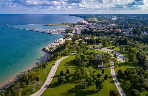 Port Washington Casa | Peaceful Port Washington Getaway Near Downtown!