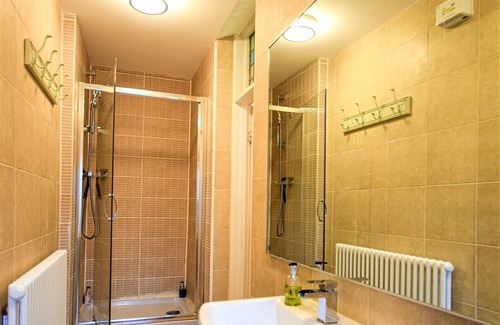 Cotham Casa | Ciudad-Apartamento-Baño Privado