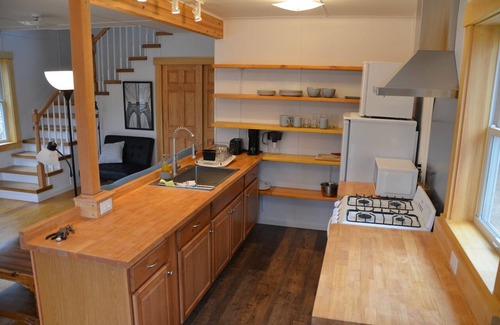 Bass Harbor Casa | Peaceful private location, cottage @Acadia NP, Lighthouse, Beaches, Seafood🦞