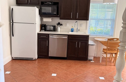 Braden River Apartamento | Peaceful, Private Studio Retreat in a Quiet, Convenient Location with AC & WiFi