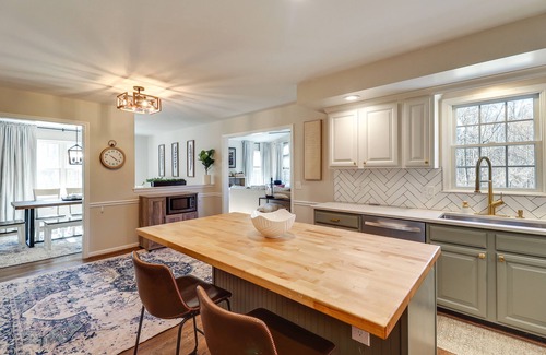 Queenstown Casa | Peaceful Queenstown Home w/ Deck & Grill!