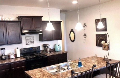 Midland Casa | Peaceful & quiet, rejuvenate, relax, restore, revitalize, refreshen, & recharge.