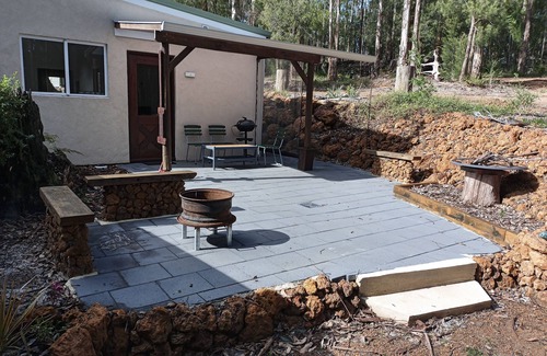 Kentdale Apartamento | Peaceful relaxing Getaway in Karri Forest bordering a Nature Reserve.