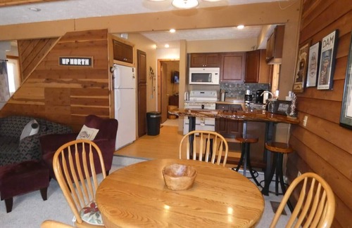 Bellaire Chalet De Esquí | Peaceful Retreat at Schuss Mountain