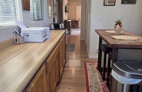Atascadero Cabina | Peaceful retreat in the woods close to town