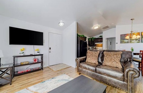 Bayview Casa | Peaceful retreat near the redwoods, ocean, and golf course!