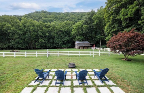Glace Casa | Peaceful Retreat on Potts Creek. Pet Friendly!