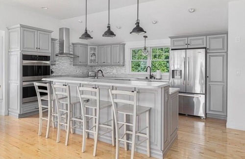 Jamestown Shores Casa | Peaceful Retreat with Beautiful Sunsets and Bay Views