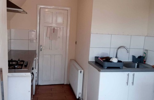Forest Gate Casa | Peaceful room in a 4 bedroom, 2 bathroom shared house