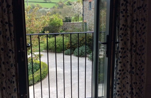 St Wenn Cabaña | Peaceful Rural Retreat, Ideal Base To Explore Cornwall