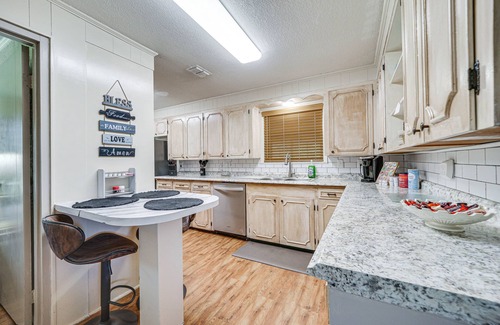 Lockesburg Casa | Peaceful Sanctuary - 1 Mi to Wildlife Refuge!