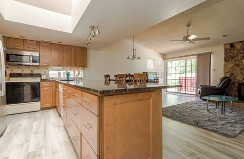 Northeast Heights Casa | Peaceful, single level pool home